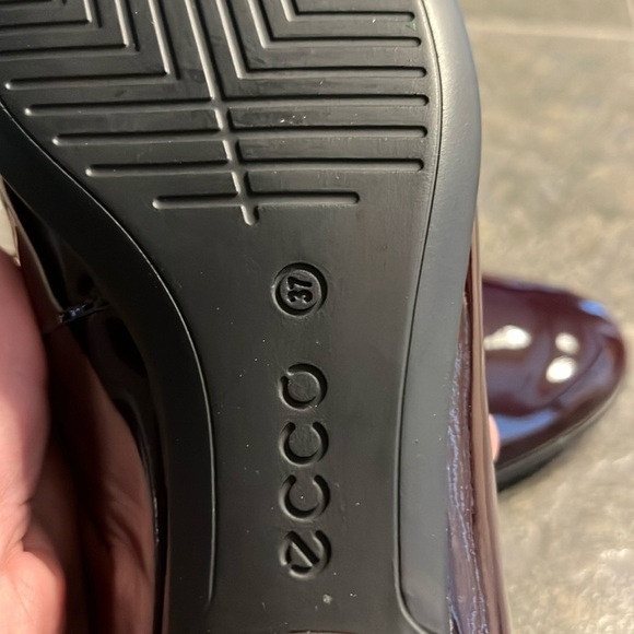 Ecco Anine Ballerina Purple Shoes Size 37. (US-6.5) - Picture 6 of 8